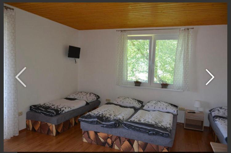 Apartmany Maruska Рокитнице над Ийзероу Екстериор снимка